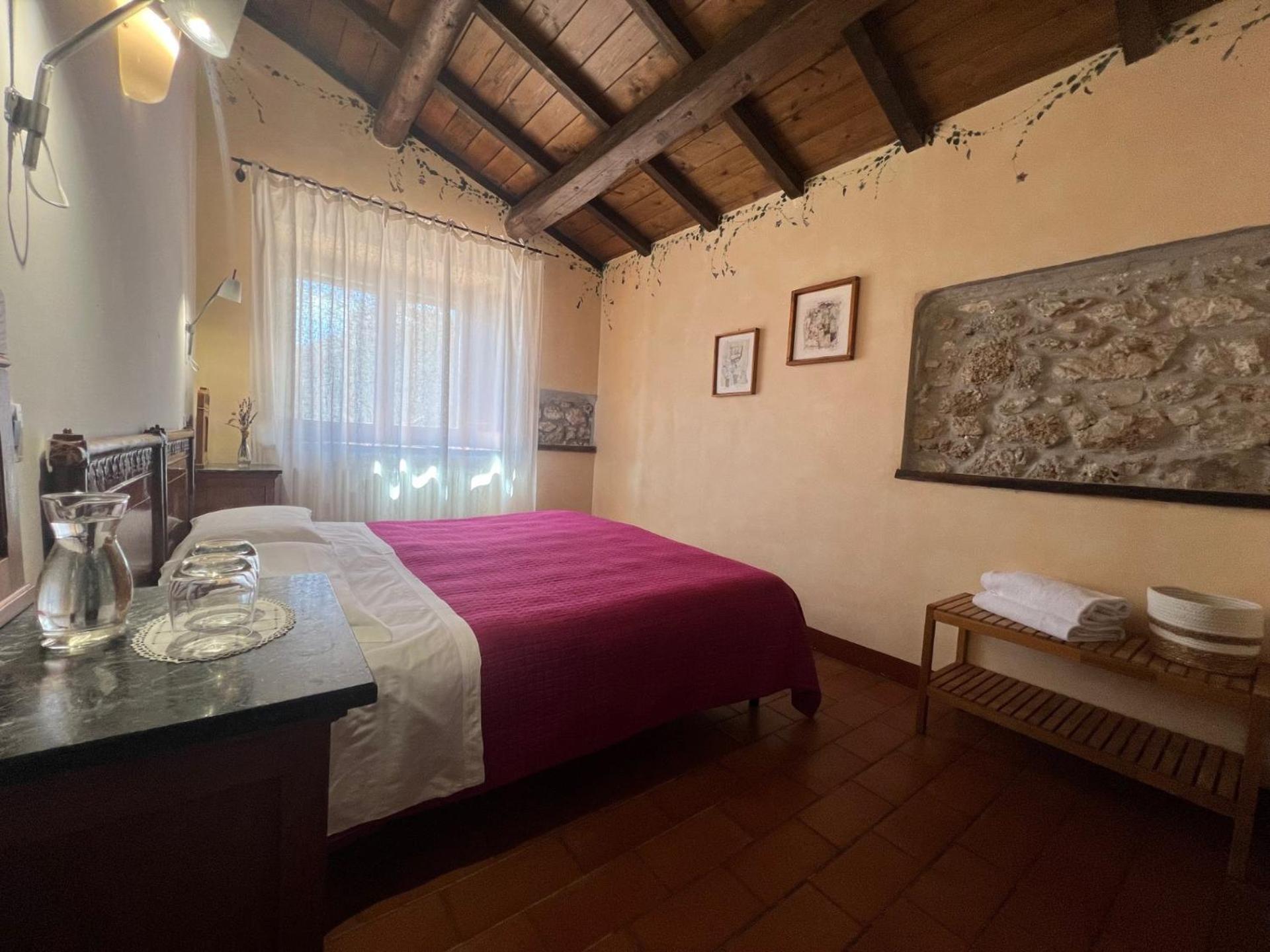 Locanda Sul Lago Санто-Стефано-ди-Сессанио Экстерьер фото
