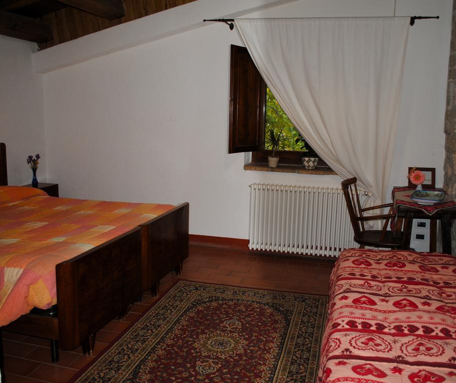 Locanda Sul Lago Санто-Стефано-ди-Сессанио Номер фото