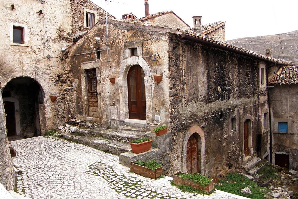 Locanda Sul Lago Санто-Стефано-ди-Сессанио Экстерьер фото